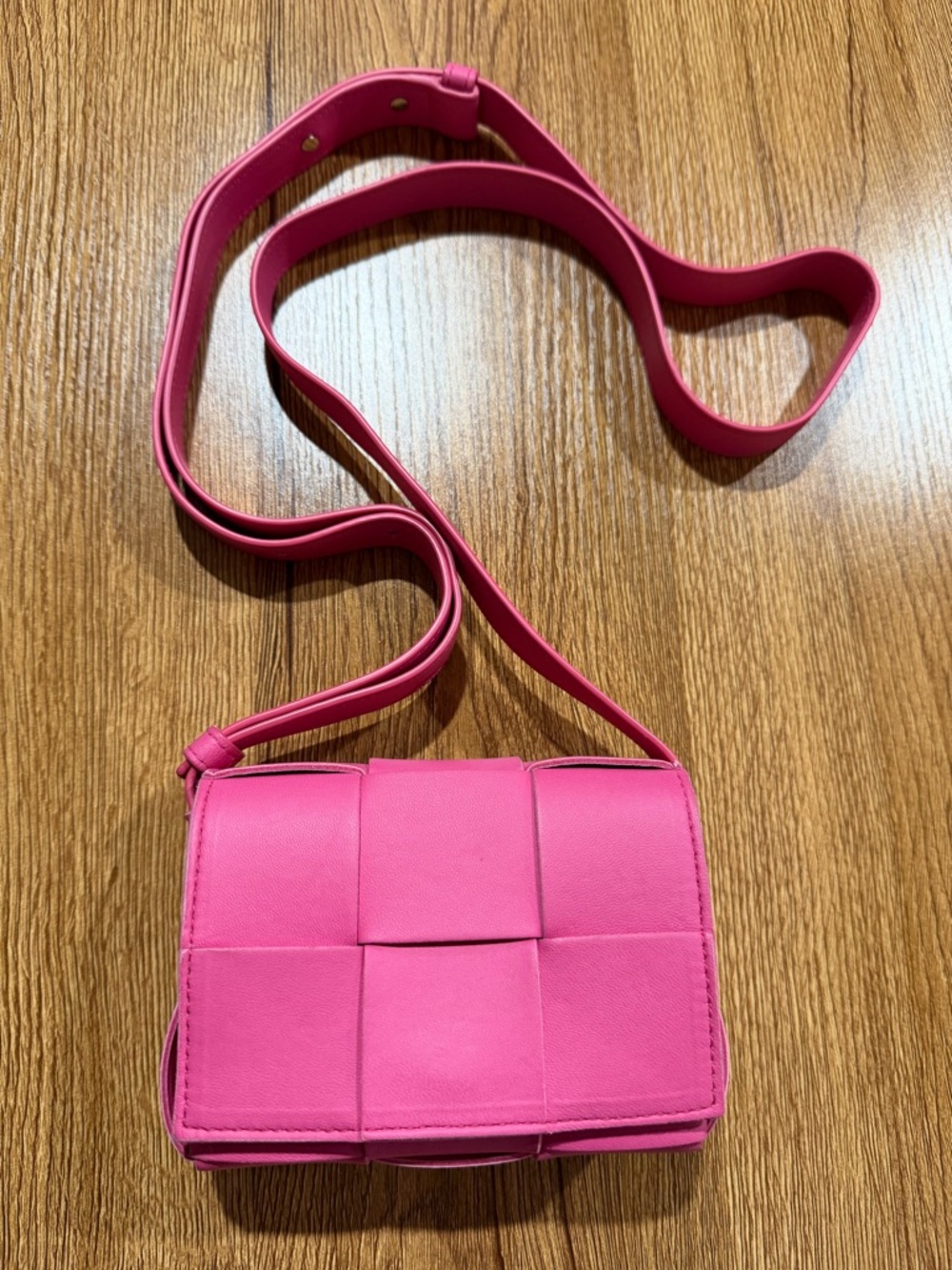 BOTTEGA VENETA mini cassette bag